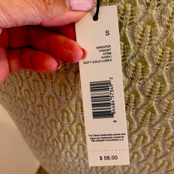 Sweater top - Picture 4 of 4